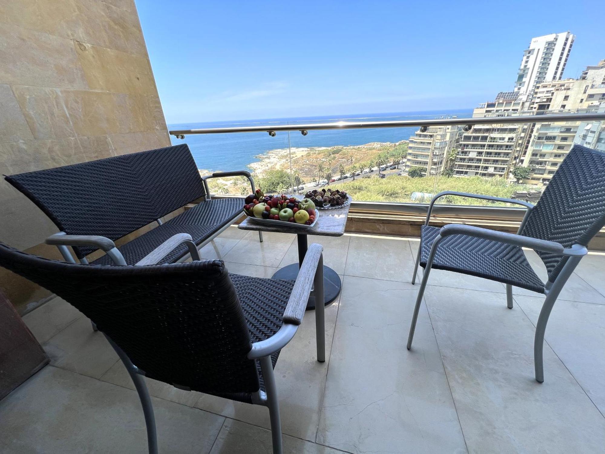 Lancaster Suites Raouche Beirut Exterior photo